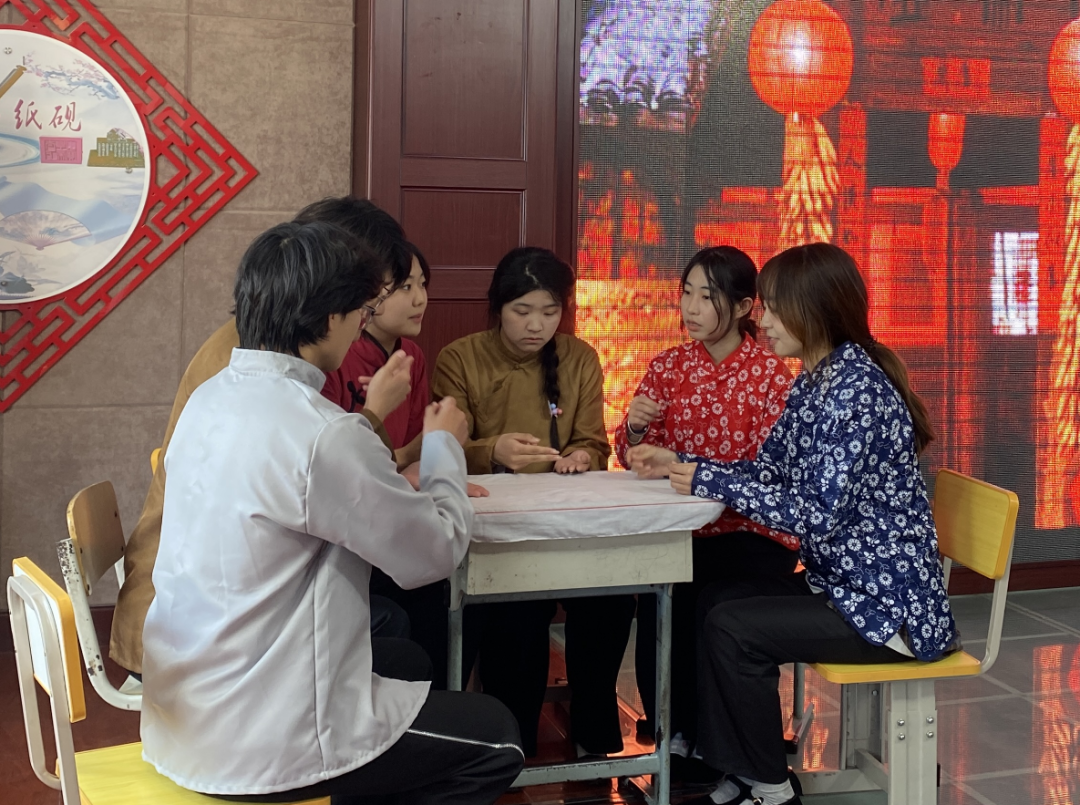 党务工作｜“寻红色足迹·筑思想根基”国际艺术学院光典党支部赴旅顺口区迎春小学开展三巡三进系列活动